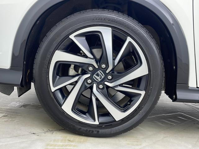 ヴェゼル ＲＳ・ホンダセンシング　純正ナビ（ＣＤ・ＤＶＤ・ラジオ・ワンセグ・ＵＳＢ・Ｂｌｕｅｔｏｏｔｈ）バックカメラ　ビルトインＥＴＣ　アダプティブクルーズコントロール　前席シートヒーター　パドルシフト　ステアリングリモコン　衝突軽減（68枚目）