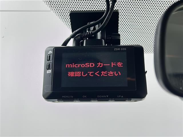 プリウス Sツーリングセレクション・ブラックエディション フルモデリスタエアロ トヨタセーフティセンス 純正メモリナビ 全方位カメラ 前後ドライブレコーダー 前席シートヒーター ビルトインETC 純正17インチアルミホイール AC100V電源 フォグランプ(3枚目)