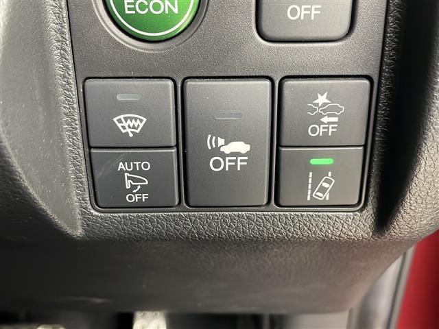 ヴェゼル ハイブリッドRS・ホンダセンシング 純正ナビ CD/DVD/Bluetooth/フルセグ バックカメラ 前後ドライブレコーダー ビルトインETC ハーフレザーシート 前席シートヒーター レーダークルーズコントロール レーンキープアシスト(18枚目)