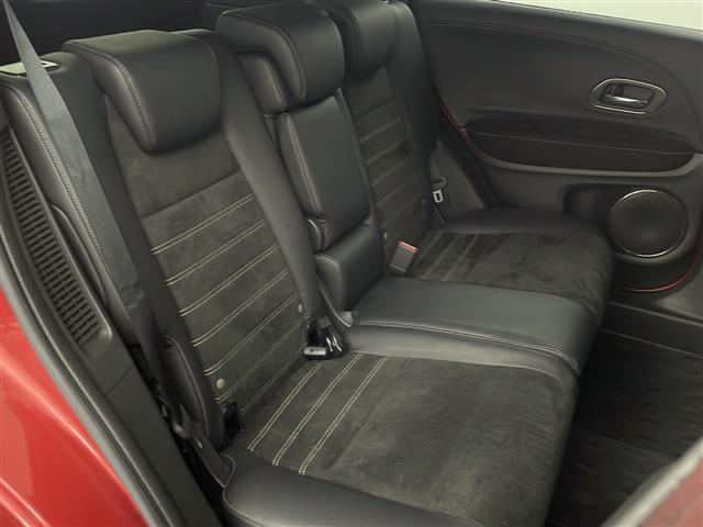 ヴェゼル ハイブリッドRS・ホンダセンシング 純正ナビ CD/DVD/Bluetooth/フルセグ バックカメラ 前後ドライブレコーダー ビルトインETC ハーフレザーシート 前席シートヒーター レーダークルーズコントロール レーンキープアシスト(25枚目)