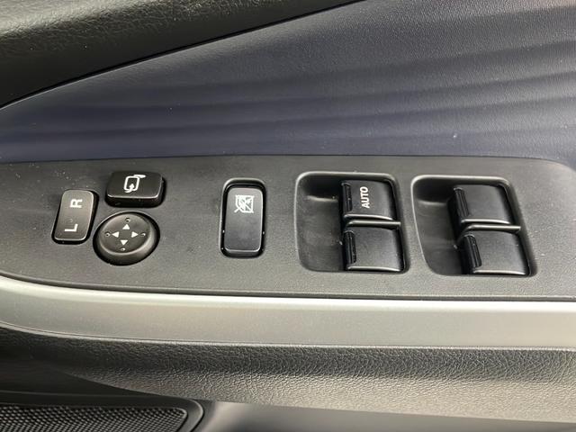 ソリオ ハイブリッドＭＺ　純正ナビ　全方位カメラ　前後ドライブレコーダー　ビルトインＥＴＣ　前席シートヒーター　レーダークルーズコントロール　衝突軽減システム　レーンキープアシスト　両側パワースライドドア　純正アルミホイール（26枚目）