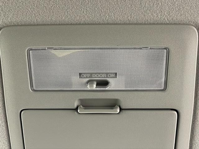 ソリオ ハイブリッドＭＺ　純正ナビ　全方位カメラ　前後ドライブレコーダー　ビルトインＥＴＣ　前席シートヒーター　レーダークルーズコントロール　衝突軽減システム　レーンキープアシスト　両側パワースライドドア　純正アルミホイール（28枚目）