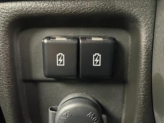 ソリオ ハイブリッドＭＺ　純正ナビ　全方位カメラ　前後ドライブレコーダー　ビルトインＥＴＣ　前席シートヒーター　レーダークルーズコントロール　衝突軽減システム　レーンキープアシスト　両側パワースライドドア　純正アルミホイール（33枚目）