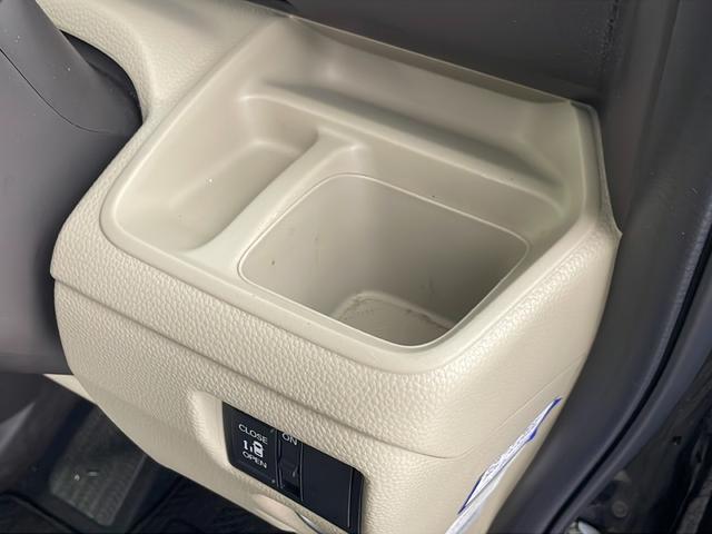 N-BOX G・Lホンダセンシング 純正ナビ バックカメラ パワースライドドア ビルトインETC レーダークルーズコントロール レーンキープアシスト 衝突軽減ブレーキ 純正フロアマット ドアバイザー ウインカーミラー プッシュスタート(30枚目)