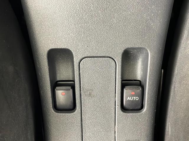 コペン ＧＲ　スポーツ　純正ナビ　ＣＤ／ＤＶＤ／Ｂｌｕｅｔｏｏｔｈ　バックカメラ　ドライブレコーダー　シートヒーター　純正１６インチアルミホイール　ＬＥＤヘッドライト　フォグランプ　オートライト　横滑り防止　プッシュスタート（22枚目）