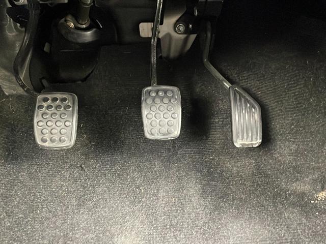 コペン ＧＲ　スポーツ　純正ナビ　ＣＤ／ＤＶＤ／Ｂｌｕｅｔｏｏｔｈ　バックカメラ　ドライブレコーダー　シートヒーター　純正１６インチアルミホイール　ＬＥＤヘッドライト　フォグランプ　オートライト　横滑り防止　プッシュスタート（31枚目）