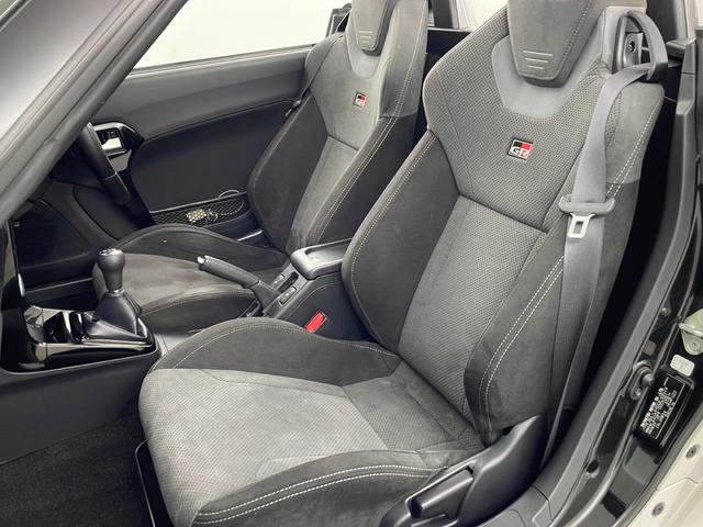 コペン ＧＲ　スポーツ　純正ナビ　ＣＤ／ＤＶＤ／Ｂｌｕｅｔｏｏｔｈ　バックカメラ　ドライブレコーダー　シートヒーター　純正１６インチアルミホイール　ＬＥＤヘッドライト　フォグランプ　オートライト　横滑り防止　プッシュスタート（36枚目）