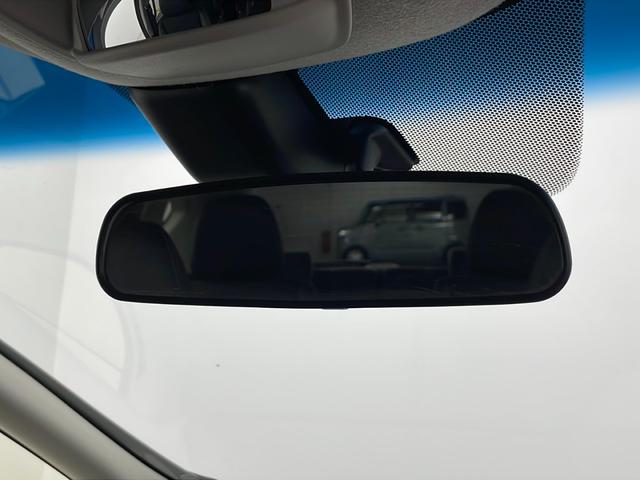 フリードハイブリッド ハイブリッド・Ｇホンダセンシング　純正ナビ　バックカメラ　両側パワースライドドア　ビルトインＥＴＣ　アダプティブクルーズコントロール　前席シートヒーター　レーンキープアシスト　純正アルミホイール　ＬＥＤヘッドライト　純正フロアマット（26枚目）