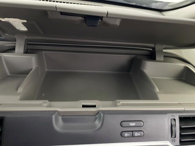 フリードハイブリッド ハイブリッド・Ｇホンダセンシング　純正ナビ　バックカメラ　両側パワースライドドア　ビルトインＥＴＣ　アダプティブクルーズコントロール　前席シートヒーター　レーンキープアシスト　純正アルミホイール　ＬＥＤヘッドライト　純正フロアマット（32枚目）