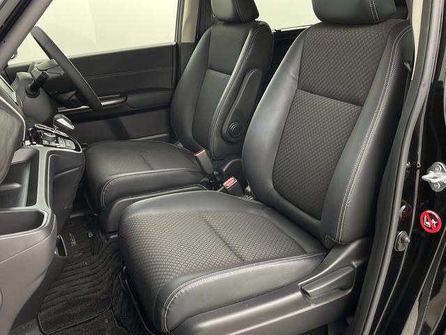 フリードハイブリッド ハイブリッド・Ｇホンダセンシング　純正ナビ　バックカメラ　両側パワースライドドア　ビルトインＥＴＣ　アダプティブクルーズコントロール　前席シートヒーター　レーンキープアシスト　純正アルミホイール　ＬＥＤヘッドライト　純正フロアマット（42枚目）