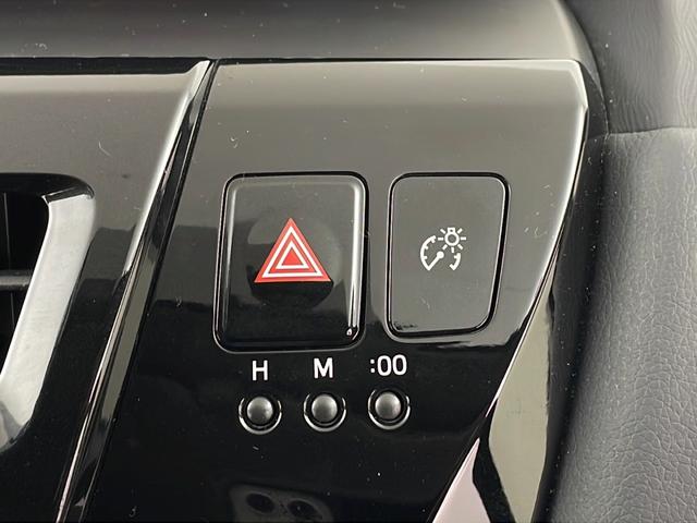 プリウスアルファ Ｓツーリングセレクション・ＧＲスポーツ　純正ナビ　バックカメラ　Ｂｌｕｅｔｏｏｔｈ　フルセグＴＶ　ＣＤ　ＤＶＤ　前後ドライブレコーダー　ビルトインＥＴＣ　ＬＥＤヘッドライト　純正１８インチアルミホイール　純正フロアマット　ハーフレザーシート（19枚目）