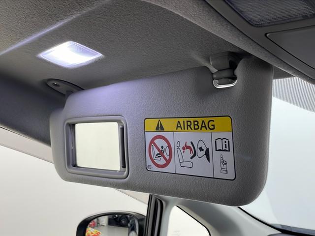 プリウスアルファ Ｓツーリングセレクション・ＧＲスポーツ　純正ナビ　バックカメラ　Ｂｌｕｅｔｏｏｔｈ　フルセグＴＶ　ＣＤ　ＤＶＤ　前後ドライブレコーダー　ビルトインＥＴＣ　ＬＥＤヘッドライト　純正１８インチアルミホイール　純正フロアマット　ハーフレザーシート（22枚目）