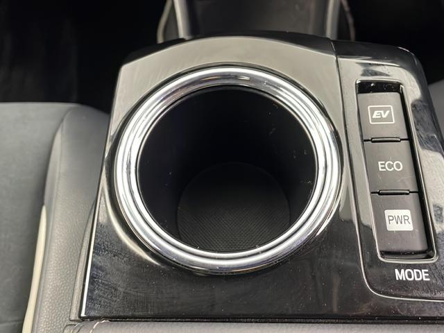 プリウスアルファ Ｓツーリングセレクション・ＧＲスポーツ　純正ナビ　バックカメラ　Ｂｌｕｅｔｏｏｔｈ　フルセグＴＶ　ＣＤ　ＤＶＤ　前後ドライブレコーダー　ビルトインＥＴＣ　ＬＥＤヘッドライト　純正１８インチアルミホイール　純正フロアマット　ハーフレザーシート（26枚目）