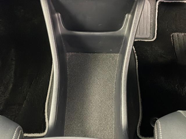 プリウスアルファ Ｓツーリングセレクション・ＧＲスポーツ　純正ナビ　バックカメラ　Ｂｌｕｅｔｏｏｔｈ　フルセグＴＶ　ＣＤ　ＤＶＤ　前後ドライブレコーダー　ビルトインＥＴＣ　ＬＥＤヘッドライト　純正１８インチアルミホイール　純正フロアマット　ハーフレザーシート（30枚目）