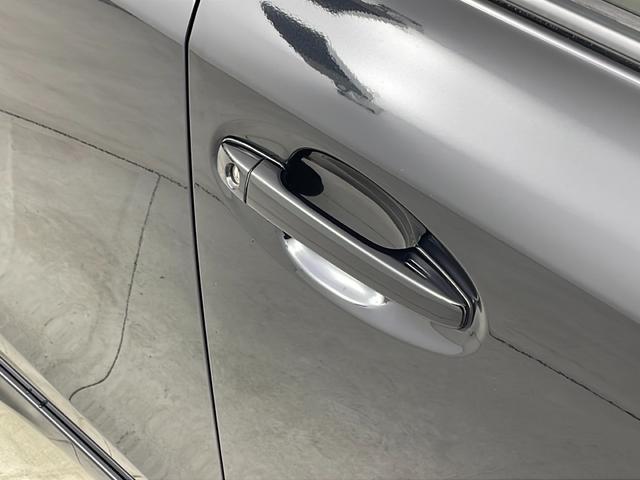 プリウスアルファ Ｓツーリングセレクション・ＧＲスポーツ　純正ナビ　バックカメラ　Ｂｌｕｅｔｏｏｔｈ　フルセグＴＶ　ＣＤ　ＤＶＤ　前後ドライブレコーダー　ビルトインＥＴＣ　ＬＥＤヘッドライト　純正１８インチアルミホイール　純正フロアマット　ハーフレザーシート（49枚目）