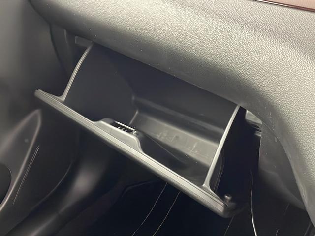 スイフトスポーツ ベースグレード 純正ディスプレイオーディオ バックカメラ 前後ドライブレコーダー ETC シートヒーター 衝突軽減システム レーダークルーズコントロール レーンキープアシスト 純正アルミホイール LEDヘッドライト(27枚目)