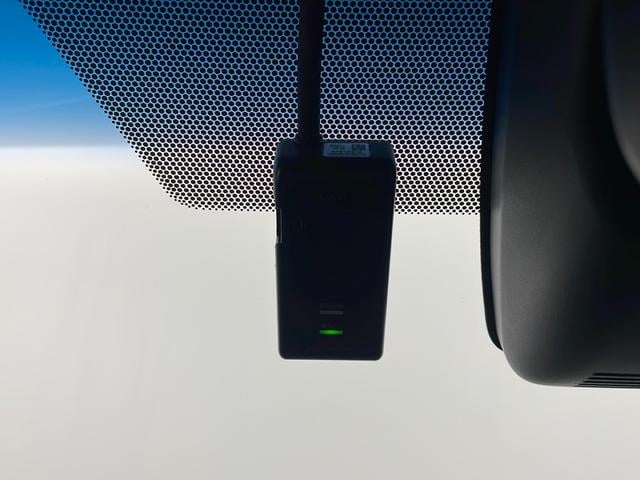 エスティマ アエラス　プレミアム－Ｇ　純正９インチナビ　バックカメラ　両側パワースライドドア　電動リアゲート　ドライブレコーダー　ビルトインＥＴＣ　オートマティックハイビーム　クルーズコントロール　純正アルミホイール　ＬＥＤヘッドライト（4枚目）