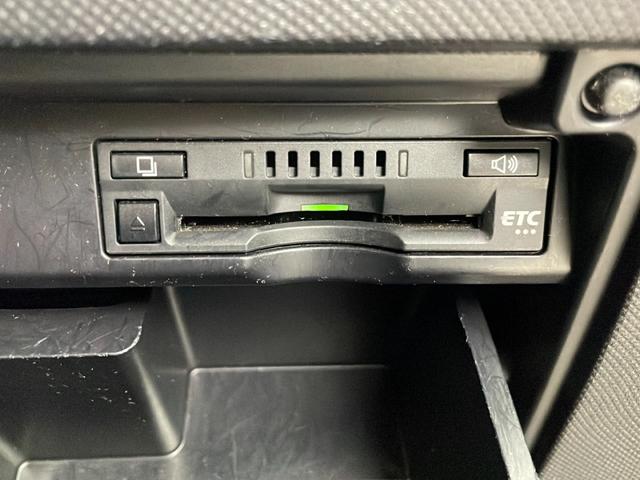 エスティマ アエラス　プレミアム－Ｇ　純正９インチナビ　バックカメラ　両側パワースライドドア　電動リアゲート　ドライブレコーダー　ビルトインＥＴＣ　オートマティックハイビーム　クルーズコントロール　純正アルミホイール　ＬＥＤヘッドライト（16枚目）
