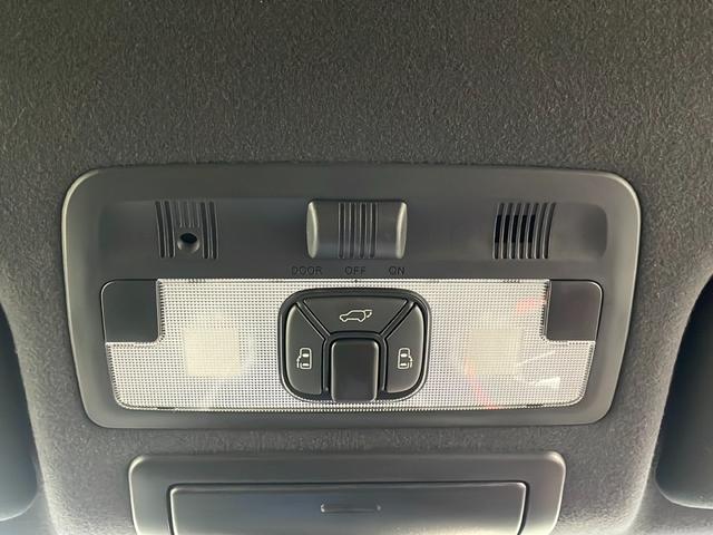 エスティマ アエラス　プレミアム－Ｇ　純正９インチナビ　バックカメラ　両側パワースライドドア　電動リアゲート　ドライブレコーダー　ビルトインＥＴＣ　オートマティックハイビーム　クルーズコントロール　純正アルミホイール　ＬＥＤヘッドライト（25枚目）