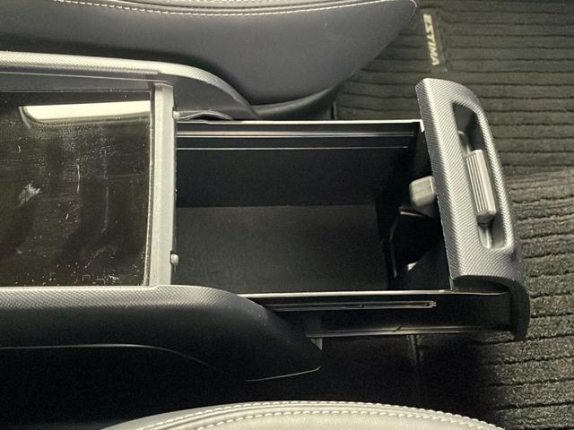 エスティマ アエラス　プレミアム－Ｇ　純正９インチナビ　バックカメラ　両側パワースライドドア　電動リアゲート　ドライブレコーダー　ビルトインＥＴＣ　オートマティックハイビーム　クルーズコントロール　純正アルミホイール　ＬＥＤヘッドライト（29枚目）