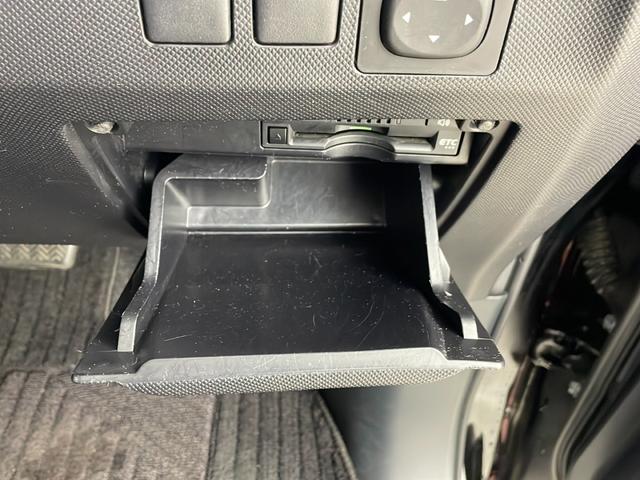 エスティマ アエラス　プレミアム－Ｇ　純正９インチナビ　バックカメラ　両側パワースライドドア　電動リアゲート　ドライブレコーダー　ビルトインＥＴＣ　オートマティックハイビーム　クルーズコントロール　純正アルミホイール　ＬＥＤヘッドライト（31枚目）