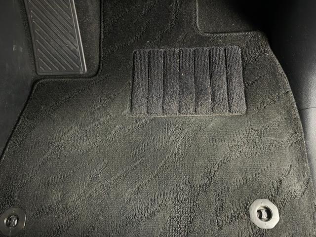 ヴォクシー ハイブリッドS-Z 純正ディスプレイオーディオ バックカメラ ETC2.0 トヨタセーフティセンス ドライブレコーダー 電動リアゲート 両側パワースライドドア シートヒーター HDMI オットマン 純正アルミホイール(38枚目)