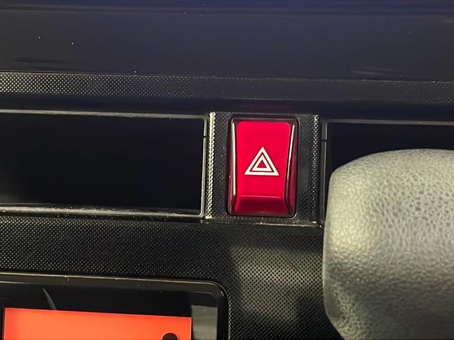 タンク G S 純正メモリナビ CD/Bluetooth/ワンセグ バックカメラ 両側パワースライドドア クルーズコントロール 衝突軽減システム アイドリングストップ オートライト プッシュスタート ドアバイザー(19枚目)