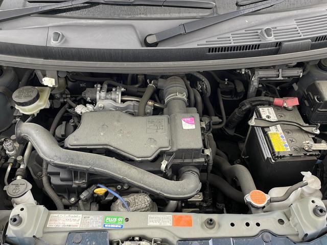 タンク G S 純正メモリナビ CD/Bluetooth/ワンセグ バックカメラ 両側パワースライドドア クルーズコントロール 衝突軽減システム アイドリングストップ オートライト プッシュスタート ドアバイザー(76枚目)