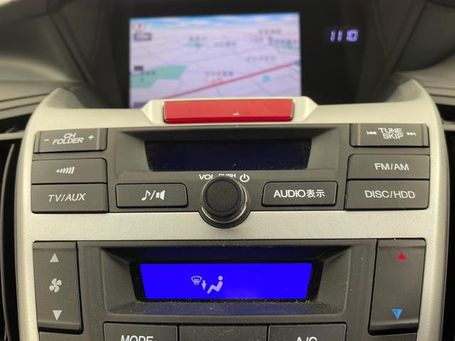 オデッセイ MX・エアロパッケージ バックカメラ 純正HDDナビ(AM,FM,CD,DVD,HDD) フルセグテレビ ビルトインETC パドルシフト 純正18インチアルミホイール オートキセノンライト 純正フロアマット 横滑り防止装(8枚目)