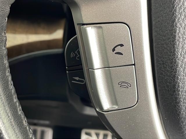 オデッセイ MX・エアロパッケージ バックカメラ 純正HDDナビ(AM,FM,CD,DVD,HDD) フルセグテレビ ビルトインETC パドルシフト 純正18インチアルミホイール オートキセノンライト 純正フロアマット 横滑り防止装(12枚目)