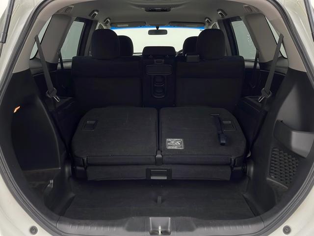 オデッセイ MX・エアロパッケージ バックカメラ 純正HDDナビ(AM,FM,CD,DVD,HDD) フルセグテレビ ビルトインETC パドルシフト 純正18インチアルミホイール オートキセノンライト 純正フロアマット 横滑り防止装(48枚目)