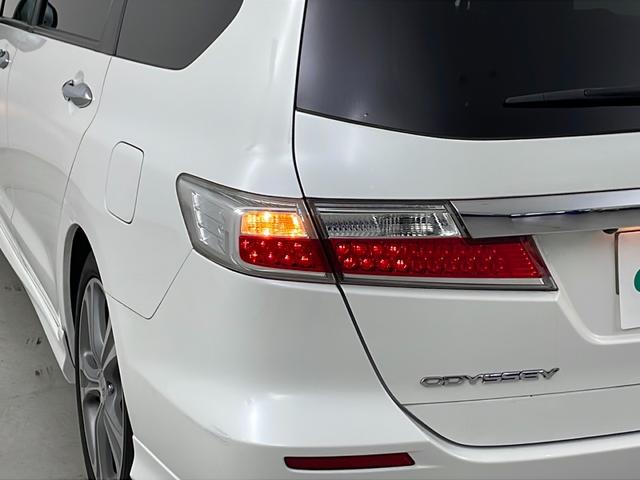 オデッセイ MX・エアロパッケージ バックカメラ 純正HDDナビ(AM,FM,CD,DVD,HDD) フルセグテレビ ビルトインETC パドルシフト 純正18インチアルミホイール オートキセノンライト 純正フロアマット 横滑り防止装(54枚目)