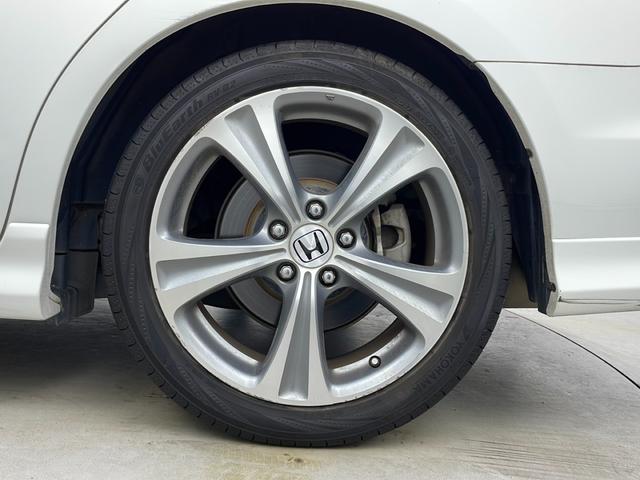 オデッセイ MX・エアロパッケージ バックカメラ 純正HDDナビ(AM,FM,CD,DVD,HDD) フルセグテレビ ビルトインETC パドルシフト 純正18インチアルミホイール オートキセノンライト 純正フロアマット 横滑り防止装(72枚目)