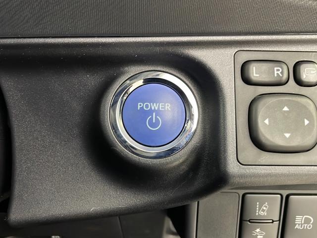 アクア Sスタイルブラック 純正9型ナビ Bluetooth フルセグTV バックカメラ プリクラッシュセーフティ オートハイビーム ビルトインETC キセノンライト 純正フロアマット ウィンカーミラー ドアバイザー スマートキ(19枚目)