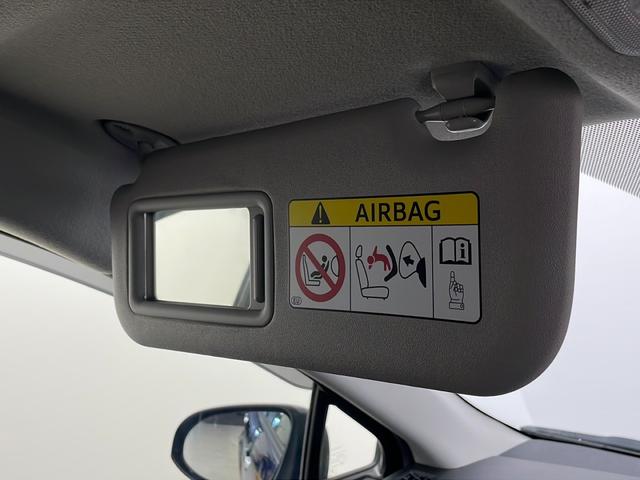 アクア Sスタイルブラック 純正9型ナビ Bluetooth フルセグTV バックカメラ プリクラッシュセーフティ オートハイビーム ビルトインETC キセノンライト 純正フロアマット ウィンカーミラー ドアバイザー スマートキ(22枚目)