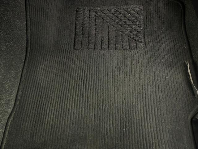 アクア Sスタイルブラック 純正9型ナビ Bluetooth フルセグTV バックカメラ プリクラッシュセーフティ オートハイビーム ビルトインETC キセノンライト 純正フロアマット ウィンカーミラー ドアバイザー スマートキ(30枚目)