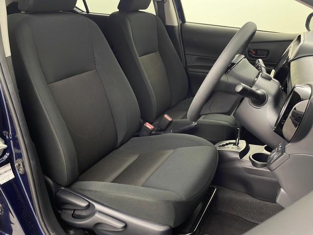 アクア Sスタイルブラック 純正9型ナビ Bluetooth フルセグTV バックカメラ プリクラッシュセーフティ オートハイビーム ビルトインETC キセノンライト 純正フロアマット ウィンカーミラー ドアバイザー スマートキ(35枚目)