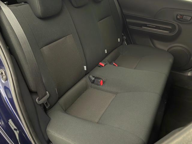 アクア Sスタイルブラック 純正9型ナビ Bluetooth フルセグTV バックカメラ プリクラッシュセーフティ オートハイビーム ビルトインETC キセノンライト 純正フロアマット ウィンカーミラー ドアバイザー スマートキ(37枚目)