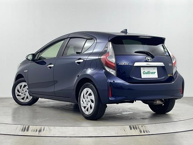 アクア Sスタイルブラック 純正9型ナビ Bluetooth フルセグTV バックカメラ プリクラッシュセーフティ オートハイビーム ビルトインETC キセノンライト 純正フロアマット ウィンカーミラー ドアバイザー スマートキ(64枚目)