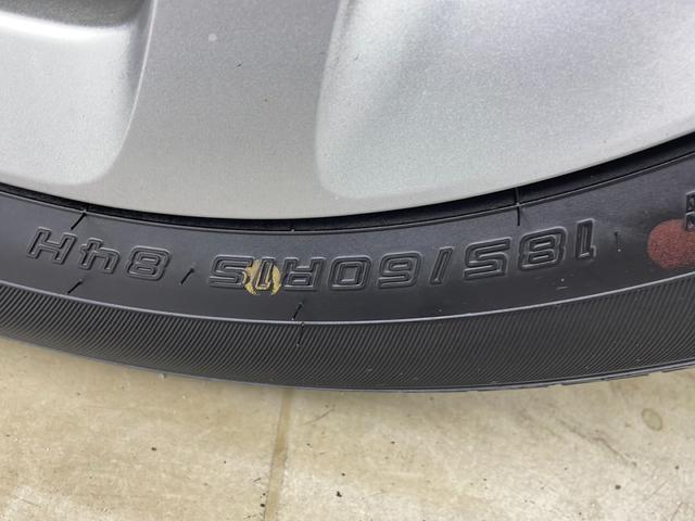 アクア Sスタイルブラック 純正9型ナビ Bluetooth フルセグTV バックカメラ プリクラッシュセーフティ オートハイビーム ビルトインETC キセノンライト 純正フロアマット ウィンカーミラー ドアバイザー スマートキ(70枚目)