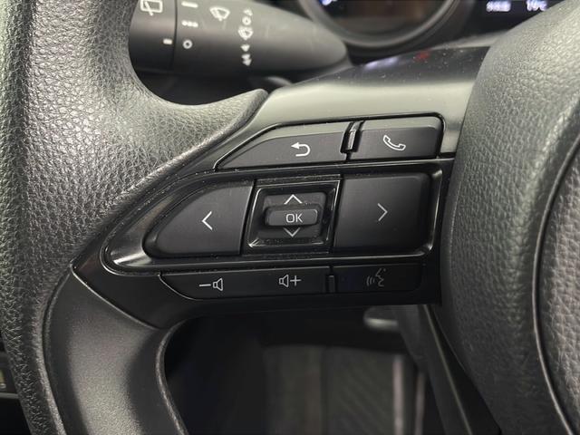 ヤリス Ｇ　純正ディスプレイオーディオ　バックカメラ　ビルトインＥＴＣ　衝突軽減システム　レーンキープアシスト　オートマティックハイビーム　前後コーナーセンサー　社外フロアマット　プッシュスタート　スマートキー（10枚目）