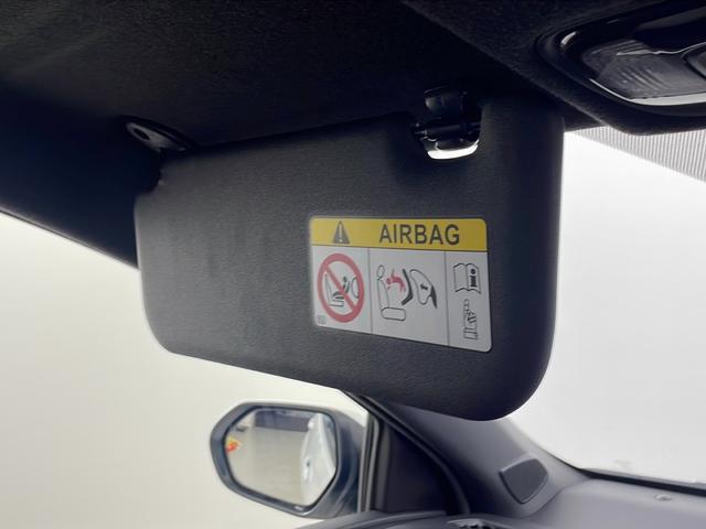 ヤリス Ｇ　純正ディスプレイオーディオ　バックカメラ　ビルトインＥＴＣ　衝突軽減システム　レーンキープアシスト　オートマティックハイビーム　前後コーナーセンサー　社外フロアマット　プッシュスタート　スマートキー（23枚目）