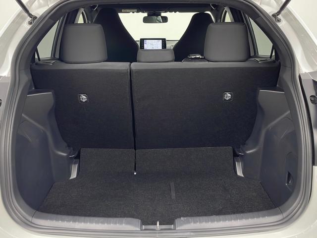 ヤリス Ｇ　純正ディスプレイオーディオ　バックカメラ　ビルトインＥＴＣ　衝突軽減システム　レーンキープアシスト　オートマティックハイビーム　前後コーナーセンサー　社外フロアマット　プッシュスタート　スマートキー（43枚目）