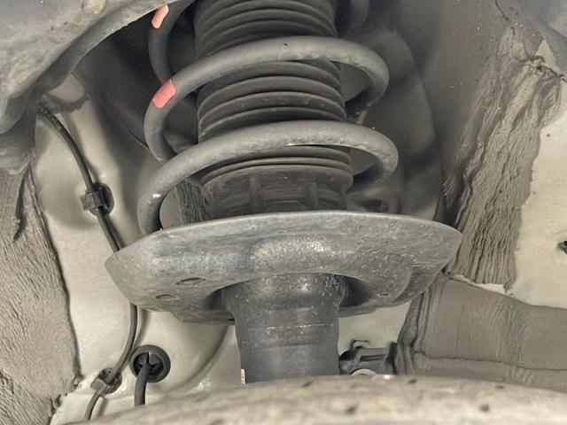 ヤリス Ｇ　純正ディスプレイオーディオ　バックカメラ　ビルトインＥＴＣ　衝突軽減システム　レーンキープアシスト　オートマティックハイビーム　前後コーナーセンサー　社外フロアマット　プッシュスタート　スマートキー（76枚目）