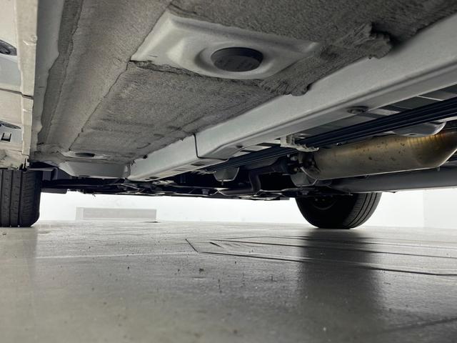 ヤリス Ｇ　純正ディスプレイオーディオ　バックカメラ　ビルトインＥＴＣ　衝突軽減システム　レーンキープアシスト　オートマティックハイビーム　前後コーナーセンサー　社外フロアマット　プッシュスタート　スマートキー（79枚目）