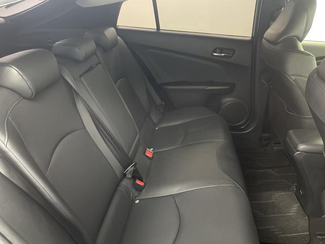 プリウス Sツーリングセレクション・ブラックエディション モデューロエアロ 純正ナビ 地デジフルセグ 全方位カメラ ETC2.0 アダプティブクルーズコントロール 車線逸脱警報 オートマチックハイビーム 衝突軽減ブレーキ AC100V 前席シートヒーター(40枚目)