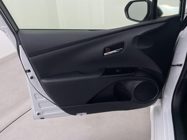 プリウス Sツーリングセレクション・ブラックエディション モデューロエアロ 純正ナビ 地デジフルセグ 全方位カメラ ETC2.0 アダプティブクルーズコントロール 車線逸脱警報 オートマチックハイビーム 衝突軽減ブレーキ AC100V 前席シートヒーター(49枚目)