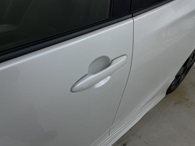 プリウス Sツーリングセレクション・ブラックエディション モデューロエアロ 純正ナビ 地デジフルセグ 全方位カメラ ETC2.0 アダプティブクルーズコントロール 車線逸脱警報 オートマチックハイビーム 衝突軽減ブレーキ AC100V 前席シートヒーター(60枚目)