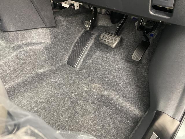 シエンタ ハイブリッドZ 純正ナビ 地デジフルセグ 全方位カメラ ビルトインETC2.0 アダプティブクルーズコントロール ブラインドスポットモニター AC100V ステアリングヒーター 前席シートヒーター 純正ドアバイザー(27枚目)