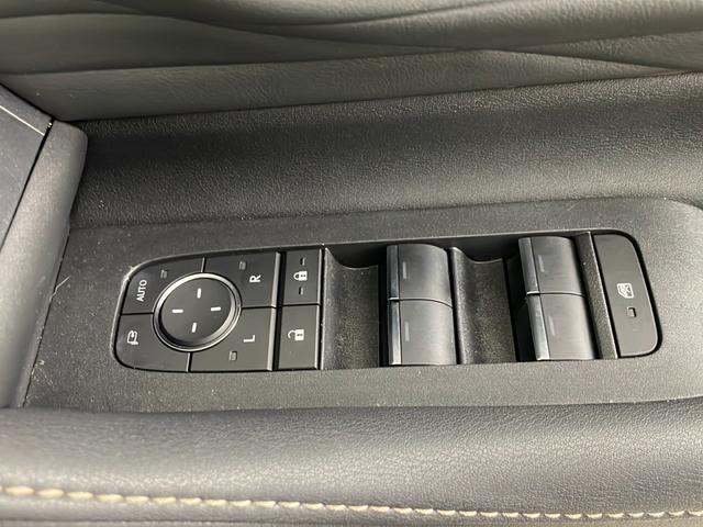 ◆最新ナビ(フルセグ・ワンセグ・DVD再生)もご案内。カロッツェリア・アルパイン・イクリプスのナビを取扱しておりバックカメラ(バックモニター)後席モニター(フリップダウンモニター)の取付も可能です。